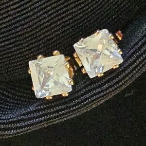 Avon CZ stud clear stone square earrings